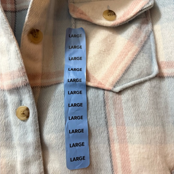 SHACKET - Picture 2 of 9